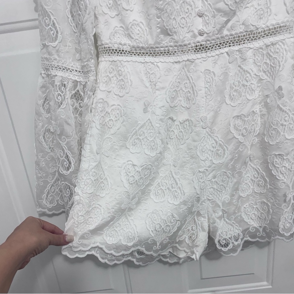NWT Elliatt $318 Ivory Lace Romper Size small - Picture 7 of 9